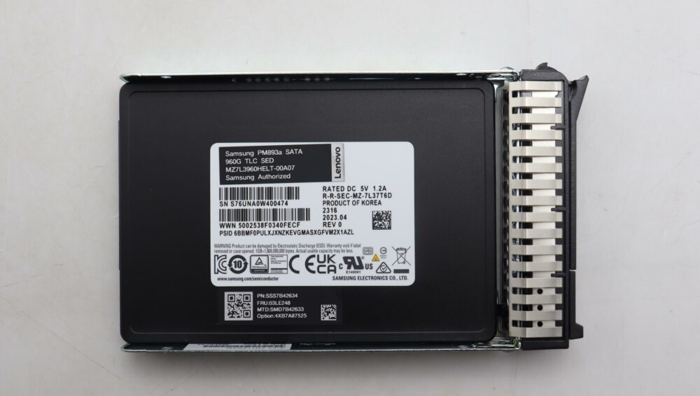 4XB7A87525 | ThinkSystem 2.5" PM893a 960GB Read Intensive SATA 6Gb HS SSD - Image 3