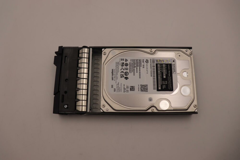 00YG663 | Lenovo Storage 8TB 7.2K 3.5" NL-SAS HDD - Image 2
