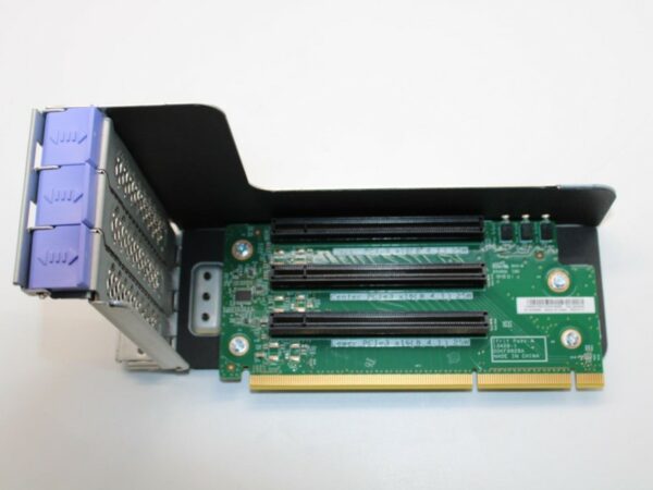 00KA498 | System x3650 M5 PCIe Riser (2 x8 FH/FL + 1 x8 FH/HL Slots)