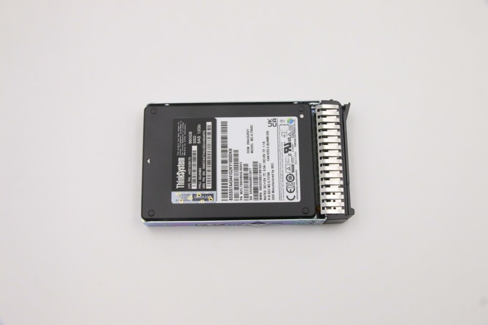 4XB7A38175 | ThinkSystem 2.5" PM1643a 960GB Entry SAS 12Gb Hot Swap SSD - Image 3