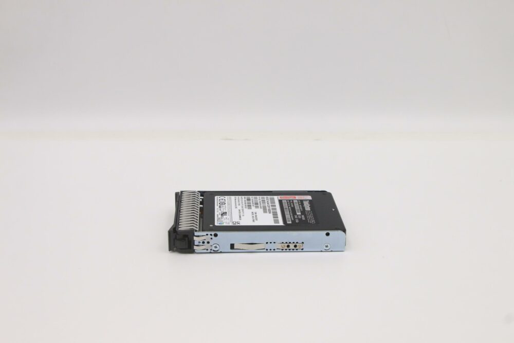 4XB7A38175 | ThinkSystem 2.5" PM1643a 960GB Entry SAS 12Gb Hot Swap SSD - Image 4
