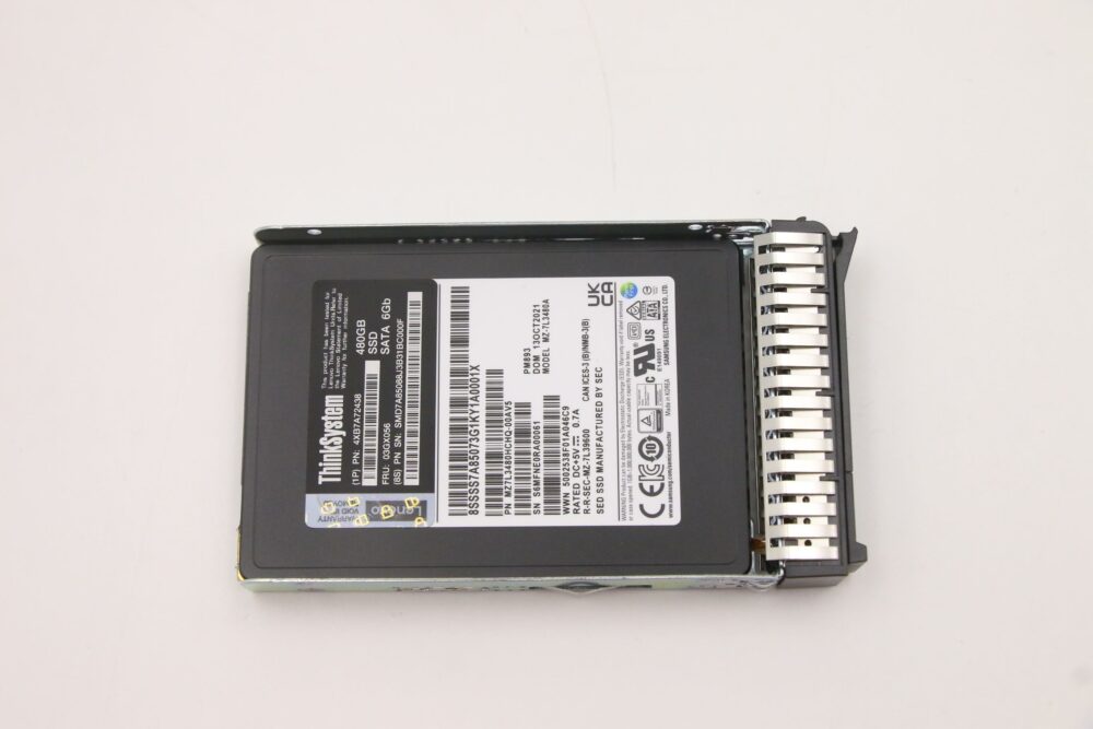 4XB7A72438 | ThinkSystem 2.5" PM893 480GB Read Intensive SATA 6Gb HS SSD - Image 2