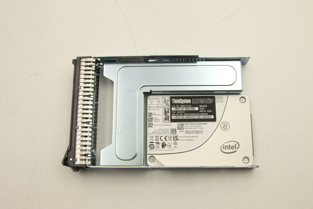 4XB7A17120 | ThinkSystem 3.5" S4520 960GB Read Intensive SATA 6Gb HS SSD - Image 2