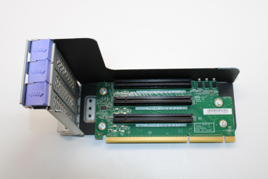 00KA498 | System x3650 M5 PCIe Riser (2 x8 FH/FL + 1 x8 FH/HL Slots)