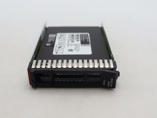 4XB7A87525 | ThinkSystem 2 5" PM893a 960GB Read Intensive SATA 6Gb HS SSD